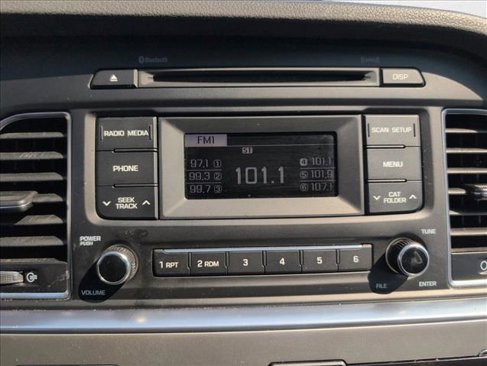 Used 2016 Hyundai Sonata SE image 12