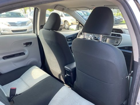 Used 2012 Toyota Prius C Three image 21