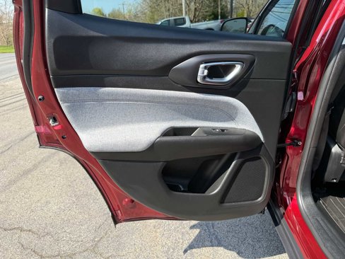 Used 2022 Jeep Compass Latitude image 18