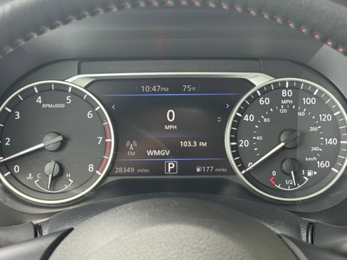 Used 2024 Nissan Sentra SR w/ SR Premium Package image 38