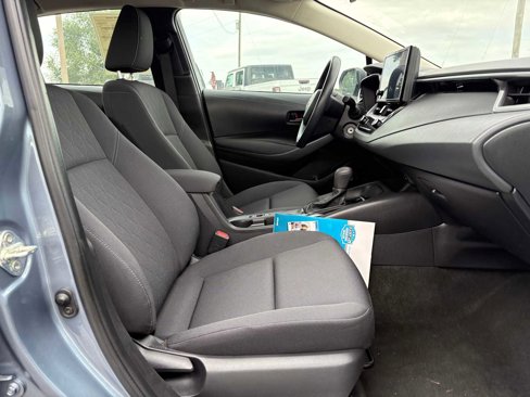 Used 2023 Toyota Corolla LE image 19