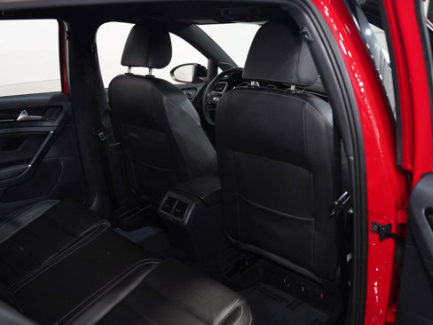 Used 2016 Volkswagen Golf 4-Door image 33