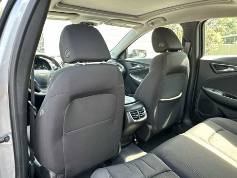 Used 2024 Chevrolet Malibu LT image 16