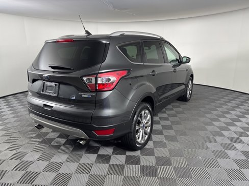 Used 2018 Ford Escape Titanium image 5
