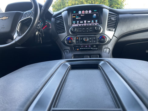 Used 2016 Chevrolet Suburban LT image 43