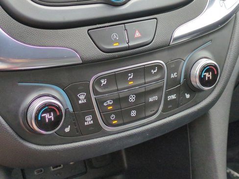 Used 2022 Chevrolet Equinox LT image 24