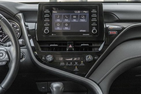 Used 2023 Toyota Camry SE image 7