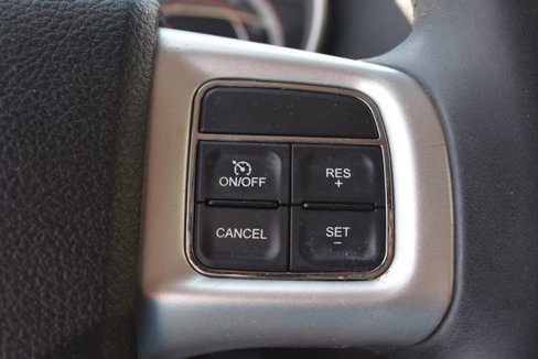 Used 2014 Dodge Journey SE w/ Flexible Seating Group image 21