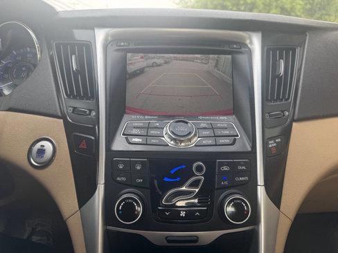 Used 2013 Hyundai Sonata Limited w/ Premium Pkg image 27