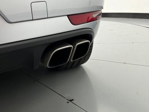 Used 2017 Porsche Macan Turbo image 49