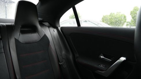 Used 2022 Mercedes-Benz CLA 250 4MATIC image 37