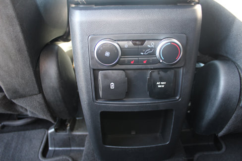 Used 2020 Ford Explorer Limited image 44