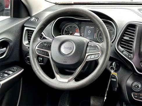 Used 2020 Jeep Cherokee Latitude image 28
