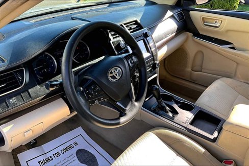 Used 2016 Toyota Camry LE image 17