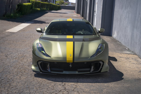 Used 2023 Ferrari 812 Competizione image 8