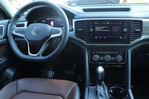 Used 2021 Volkswagen Atlas SEL Premium image 35