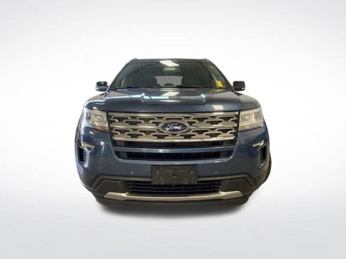 Used 2018 Ford Explorer XLT w/ Equipment Group 202A image 10