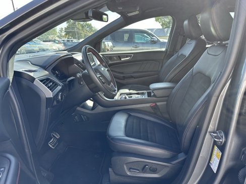 Used 2024 Ford Edge ST-Line image 12