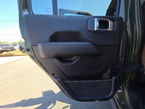 Used 2021 Jeep Gladiator Rubicon image 7