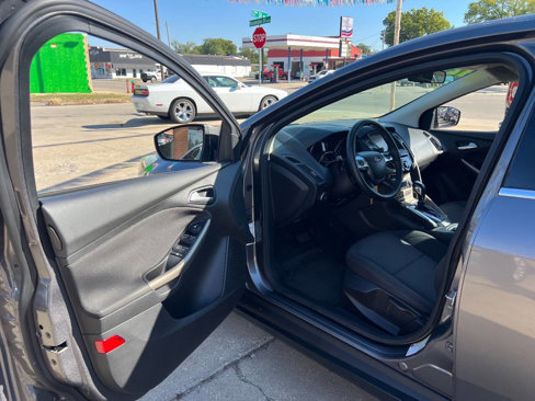 Used 2012 Ford Focus SEL image 6