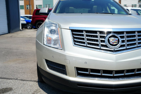 Used 2015 Cadillac SRX Luxury w/ Driver Awareness Package image 3