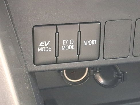Used 2018 Toyota RAV4 XLE image 24