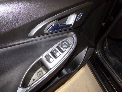 Used 2016 Chevrolet Malibu LT image 15