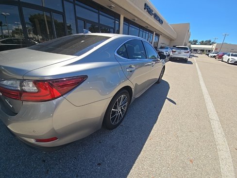 Used 2018 Lexus ES 350 image 6