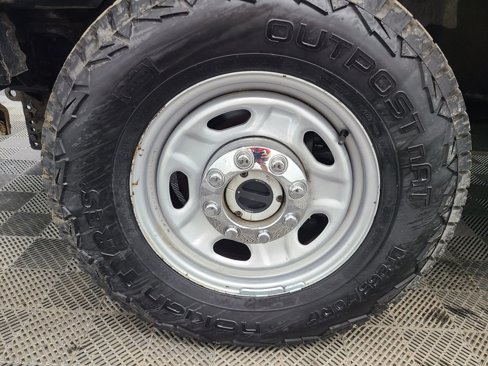 Used 2011 Ford F250 XL w/ PWR Equipment Group image 15