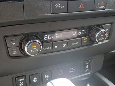 Used 2024 Nissan Frontier SV w/ SV Convenience Package image 18