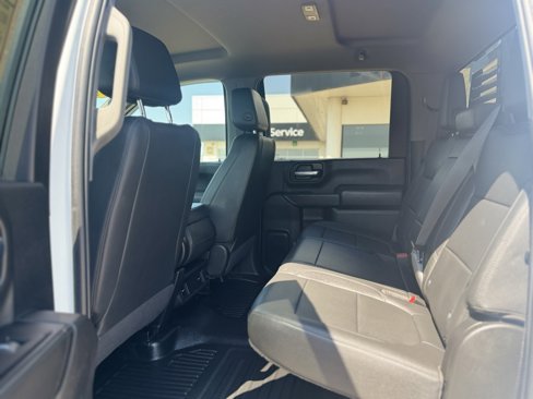 Used 2022 Chevrolet Silverado 2500 W/T w/ WT Fleet Convenience Package image 9