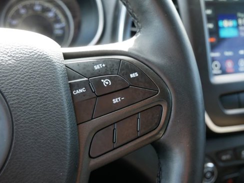 Certified 2019 Jeep Cherokee Trailhawk w/ Cold Weather Group image 26