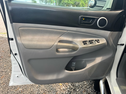 Used 2010 Toyota Tacoma PreRunner image 39