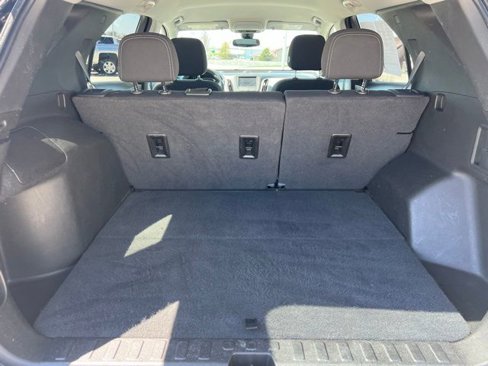 Used 2021 Chevrolet Equinox LT w/ LPO, Floor Liner Package image 22