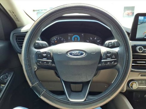 Used 2020 Ford Escape SE image 20