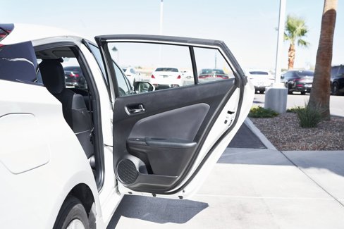 Used 2018 Toyota Prius Prime Premium image 12