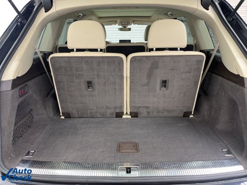 Used 2019 Audi Q7 3.0T Prestige image 27