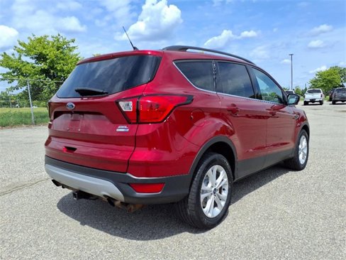 Used 2019 Ford Escape SEL image 6