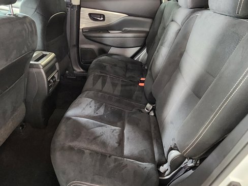 Used 2017 Nissan Murano S image 12