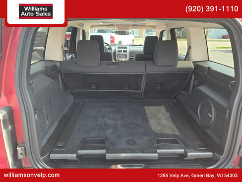 Used 2009 Dodge Nitro R/T image 12