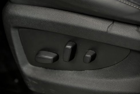 Used 2019 GMC Yukon XL SLT w/ Open Road Package image 15