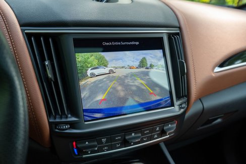 Used 2022 Maserati Levante Modena image 24