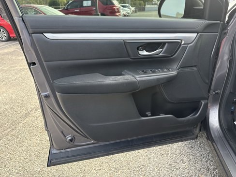Used 2018 Honda CR-V LX image 13