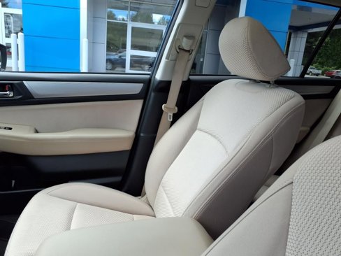 Used 2017 Subaru Outback 2.5i Premium image 30