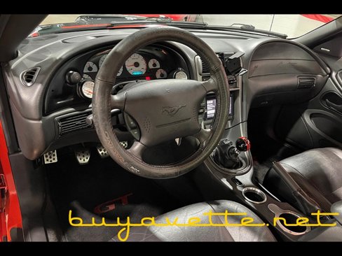 Used 2004 Ford Mustang GT image 13