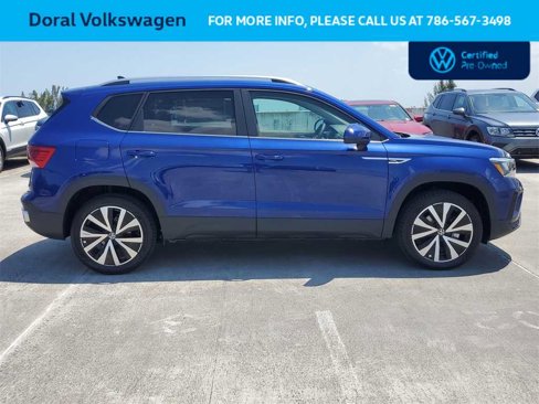 Certified 2023 Volkswagen Taos SE image 12