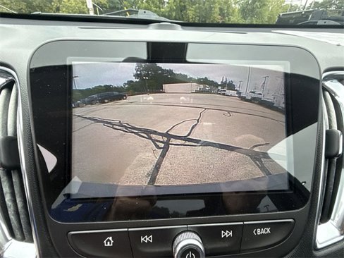 Certified 2018 Chevrolet Malibu LT image 14