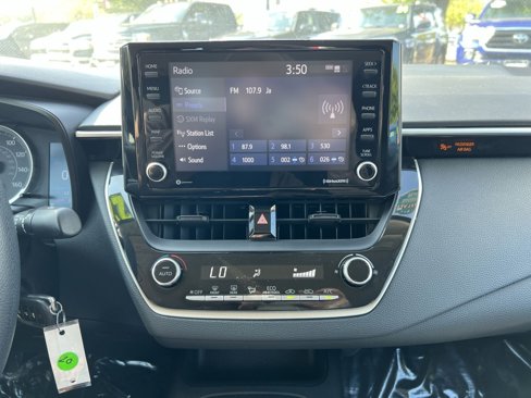 Used 2022 Toyota Corolla LE image 17