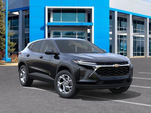 New 2025 Chevrolet Trax LS image 7