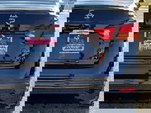 Used 2023 Nissan Altima 2.5 S image 6